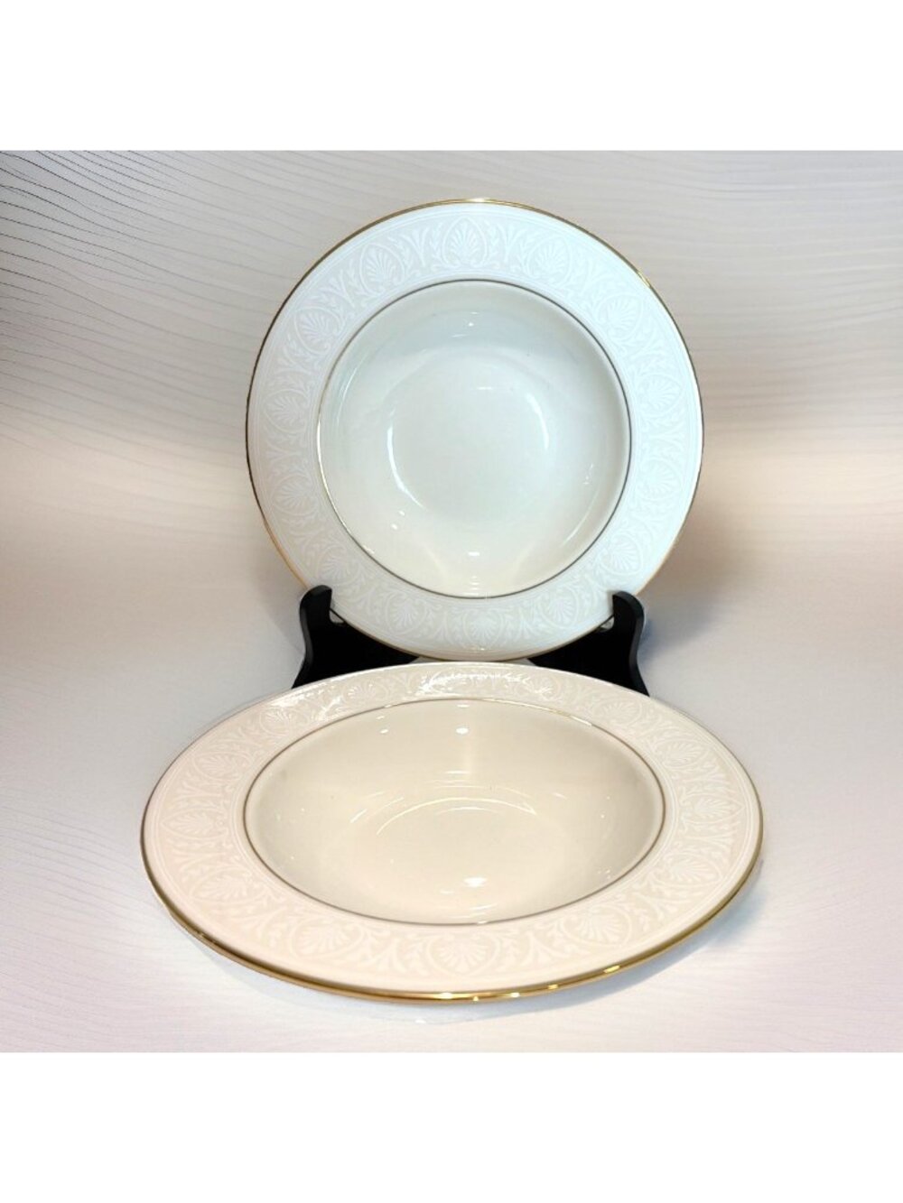 Lenox Bone China Courtyard Gold Rimmed Soup Bowls 8.25" American Home Collection
